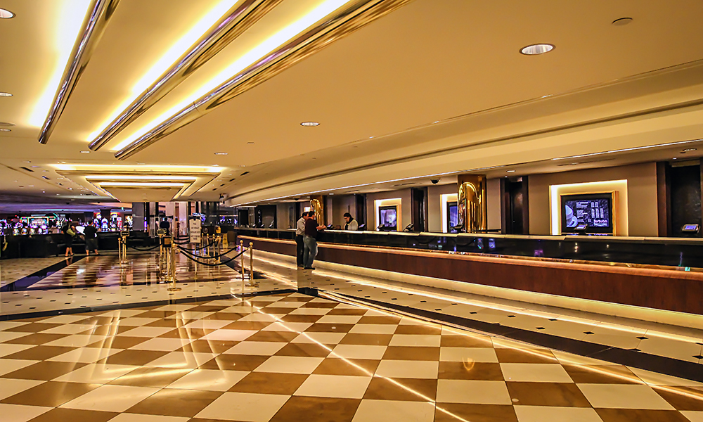 Westgate_Las_Vegas_Resort_and_Casino_Lobby_01