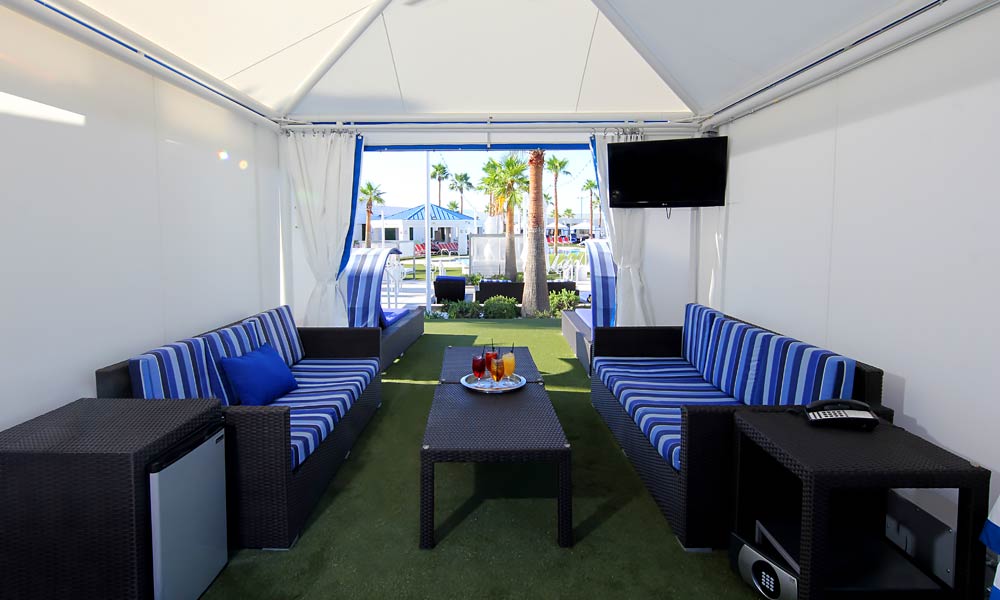 Westgate_Las_Vegas_Resort_and_Casino_Pool_04